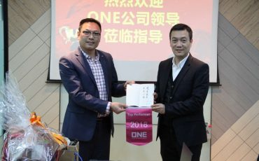 ����������������������we are @ one